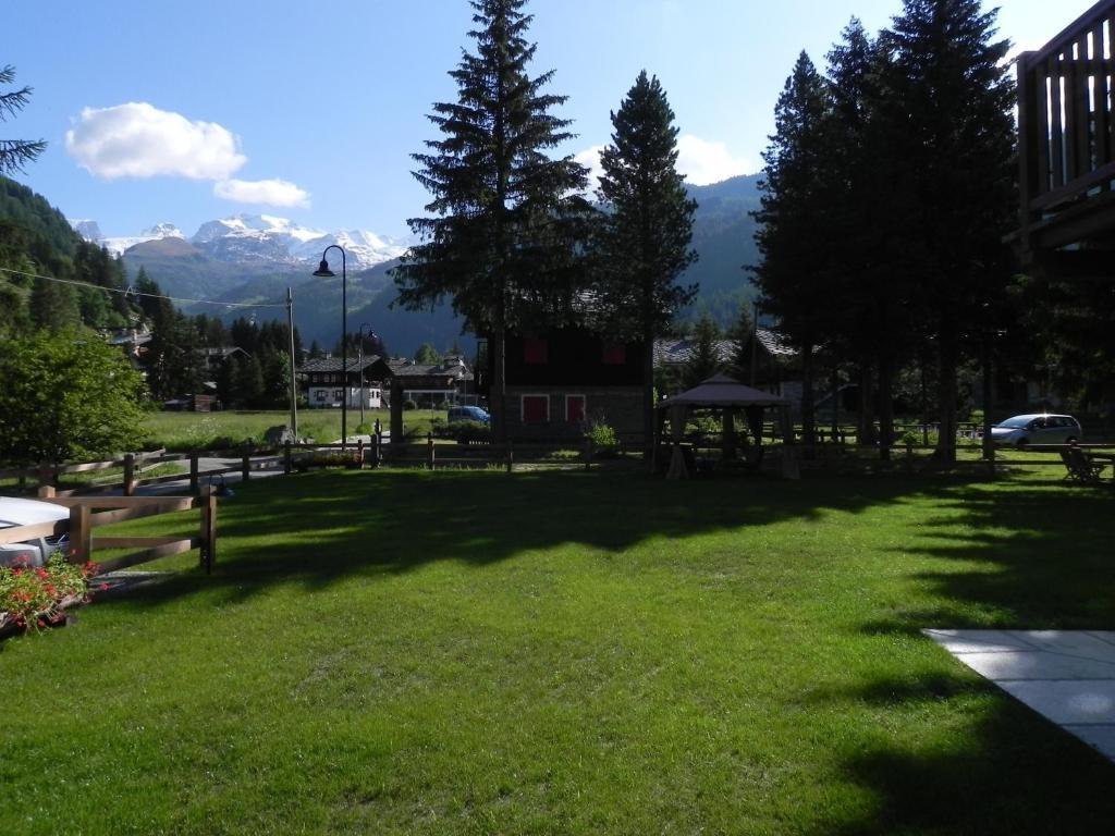 Villa Americana Chambres D'Hotes Champoluc Eksteriør bilde