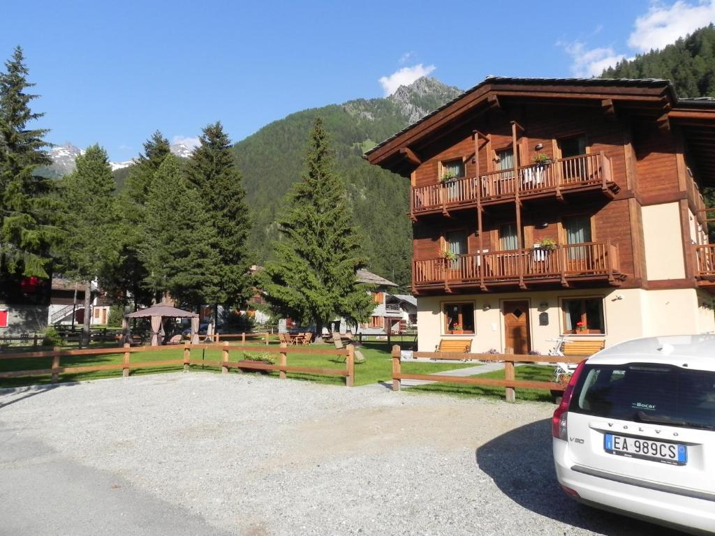 Villa Americana Chambres D'Hotes Champoluc Eksteriør bilde
