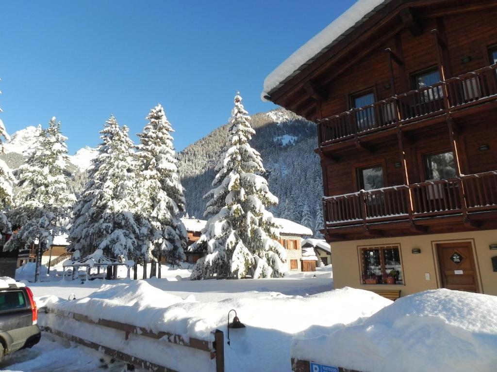 Villa Americana Chambres D'Hotes Champoluc Eksteriør bilde